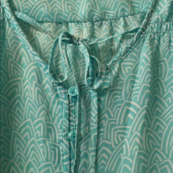 Mint Green Capped Sleeve Gap Blouse - Picture 2 of 4